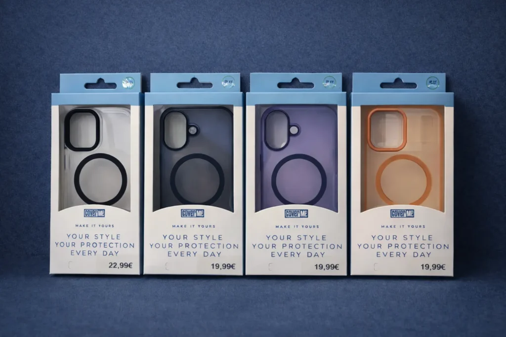 Coques de protection pour smartphone présentées en emballage